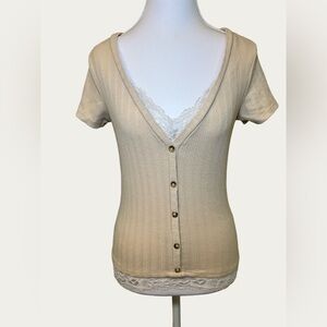 No Boundaries Women’s‎ Cream Knit Top Lace Detail Size Small